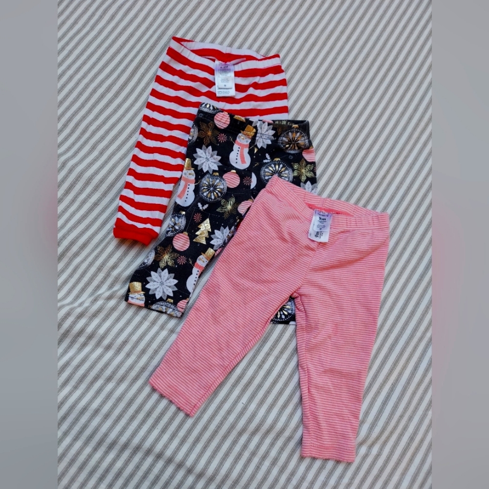 Bundle of three 6-9 month Carter Girls Christmas 🎄 Holiday leggings